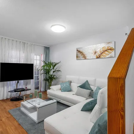 بيت للعطل Casa Brisas De كانديلاريا